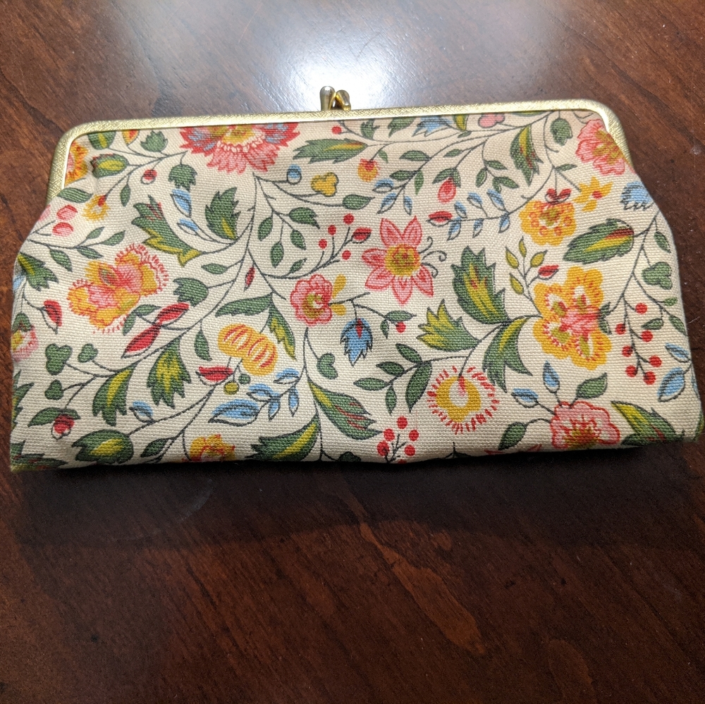 Floral Clutch